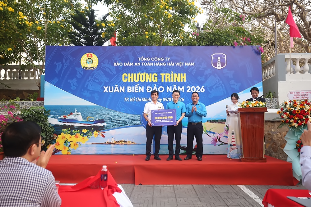 Công ty Hoa tiêu hàng hải miền Nam lan tỏa yêu thương tại chương trình “Xuân biển đảo 2026” do Tổng công ty Bảo đảm an toàn hàng hải Việt Nam phát động